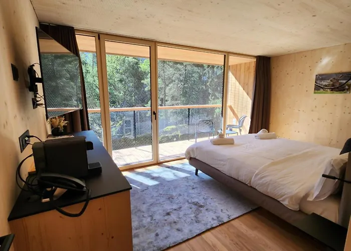 Zoo Des Marécottes Boutique Hotel *