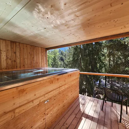 Zoo Des Marécottes Boutique Hotel *